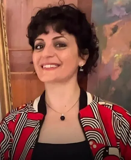 Portrait of the artist Rania Naccour